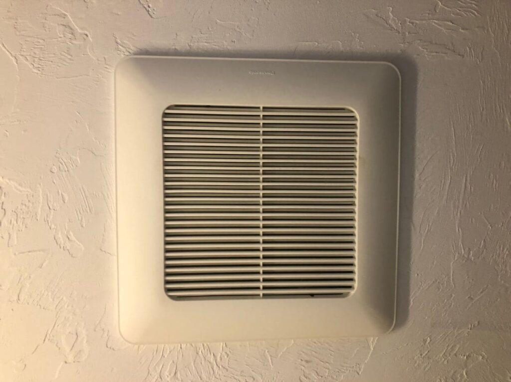 Bathroom Exhaust Fan Vent Is Leaking, Water Leaking Out Of Ceiling Fan
