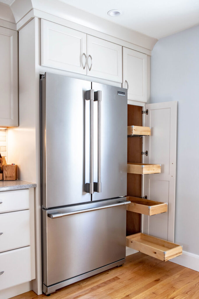 Kitchen Remodel, Pull outs and under cabinet lighting