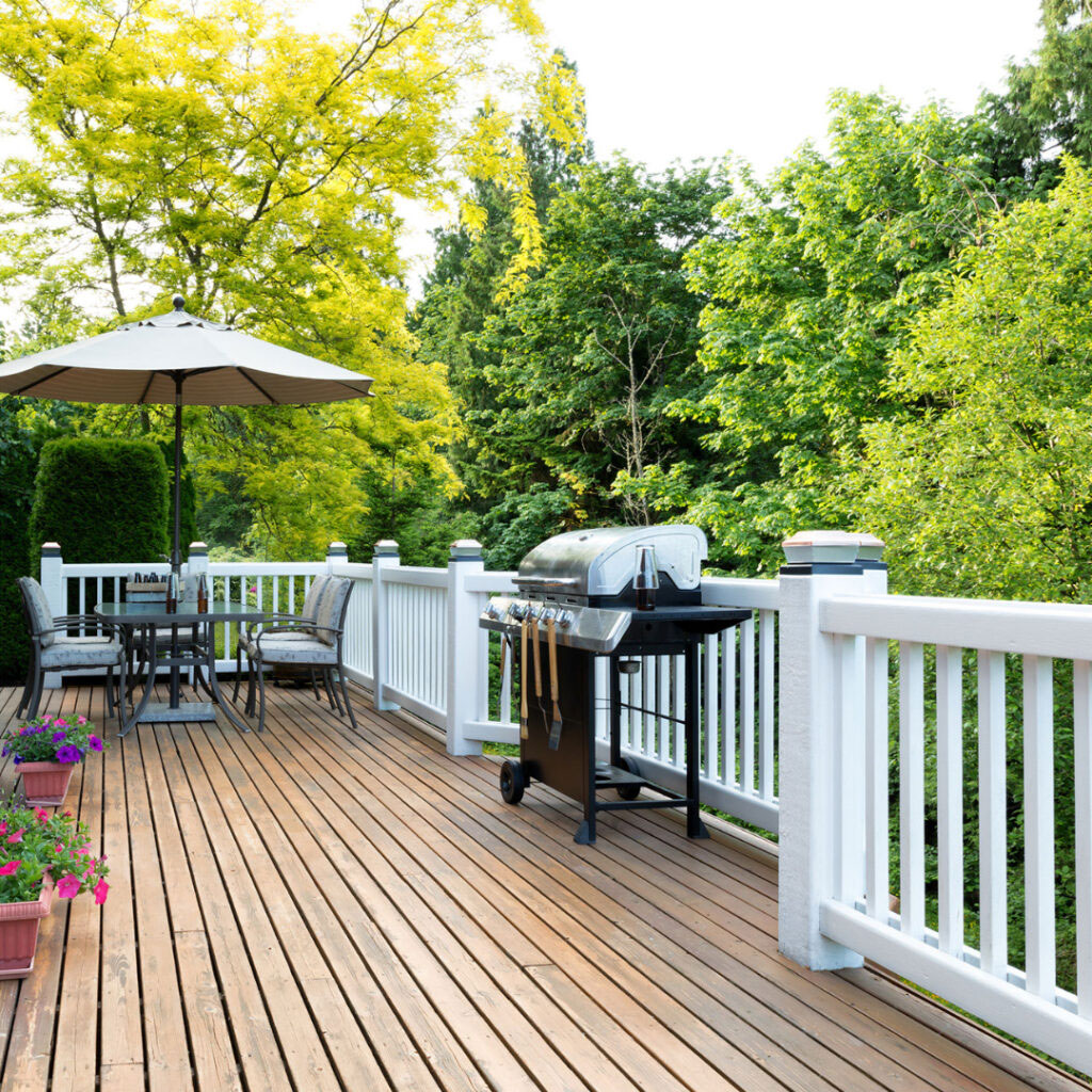 Deck with Grill 