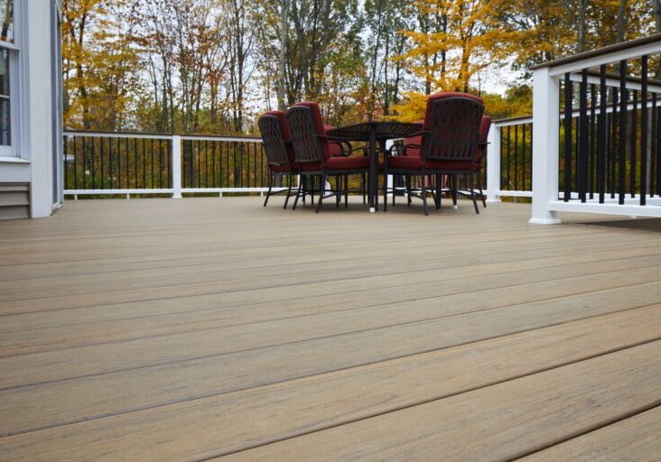 Timbertech Legacy Pecan Classic composite series White Drinkrail Pecan