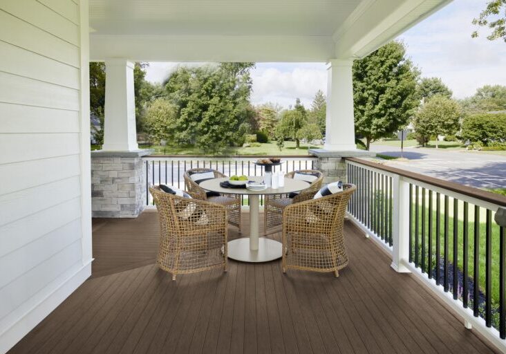 Timbertech-English-Walnut-Porch-Drink-Rail